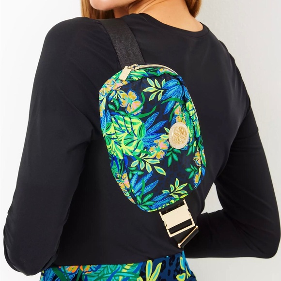 LILLY PULITZER “The Hottest Spot” belt bag & headband NWT, plus gift box & bag - Picture 5 of 9